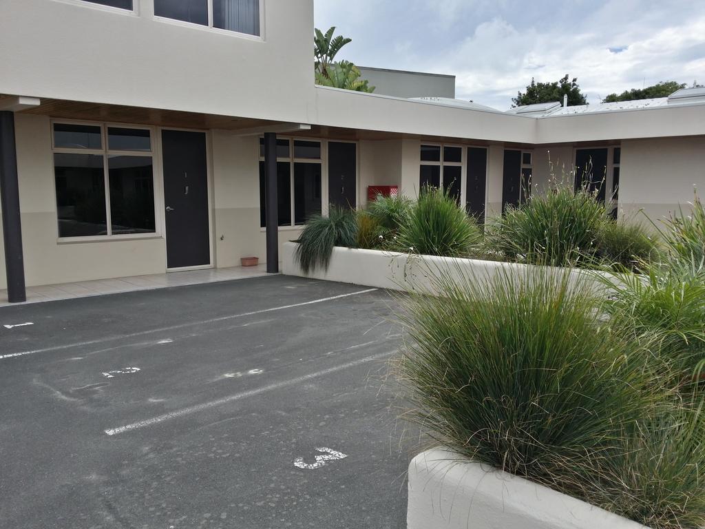 Pacific Motor Inn Mount Maunganui Exterior foto