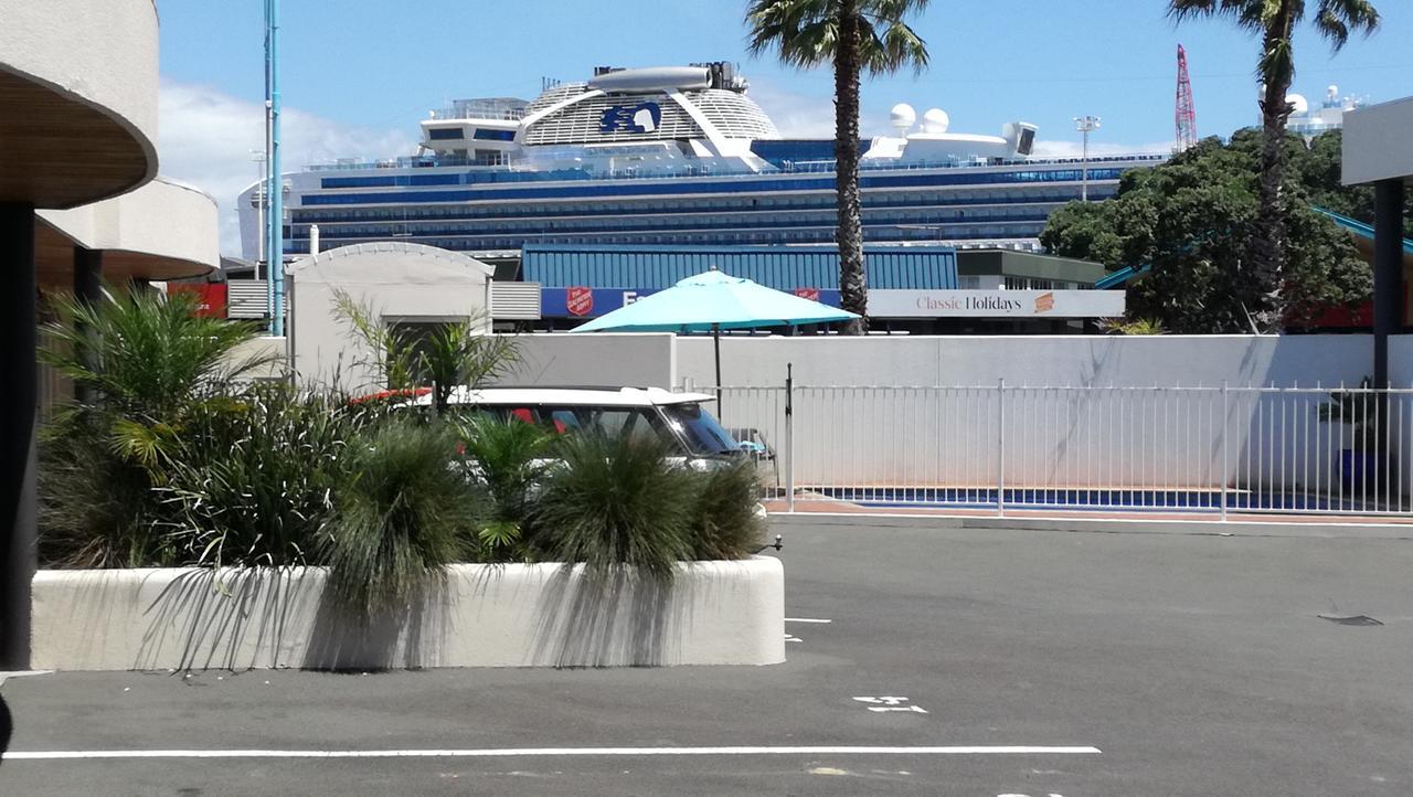 Pacific Motor Inn Mount Maunganui Exterior foto